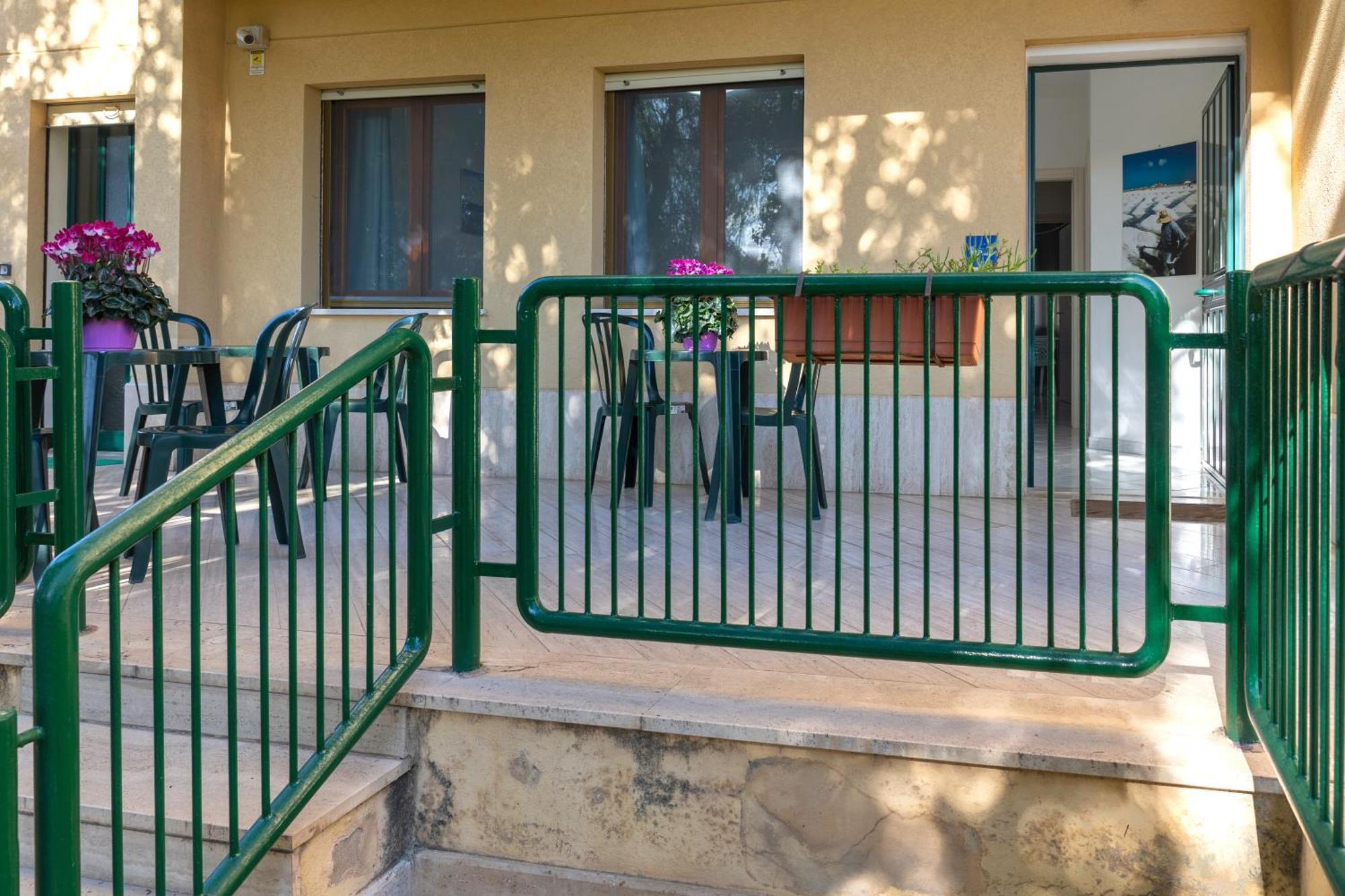 Appartamenti Duec Trapani Exteriör bild
