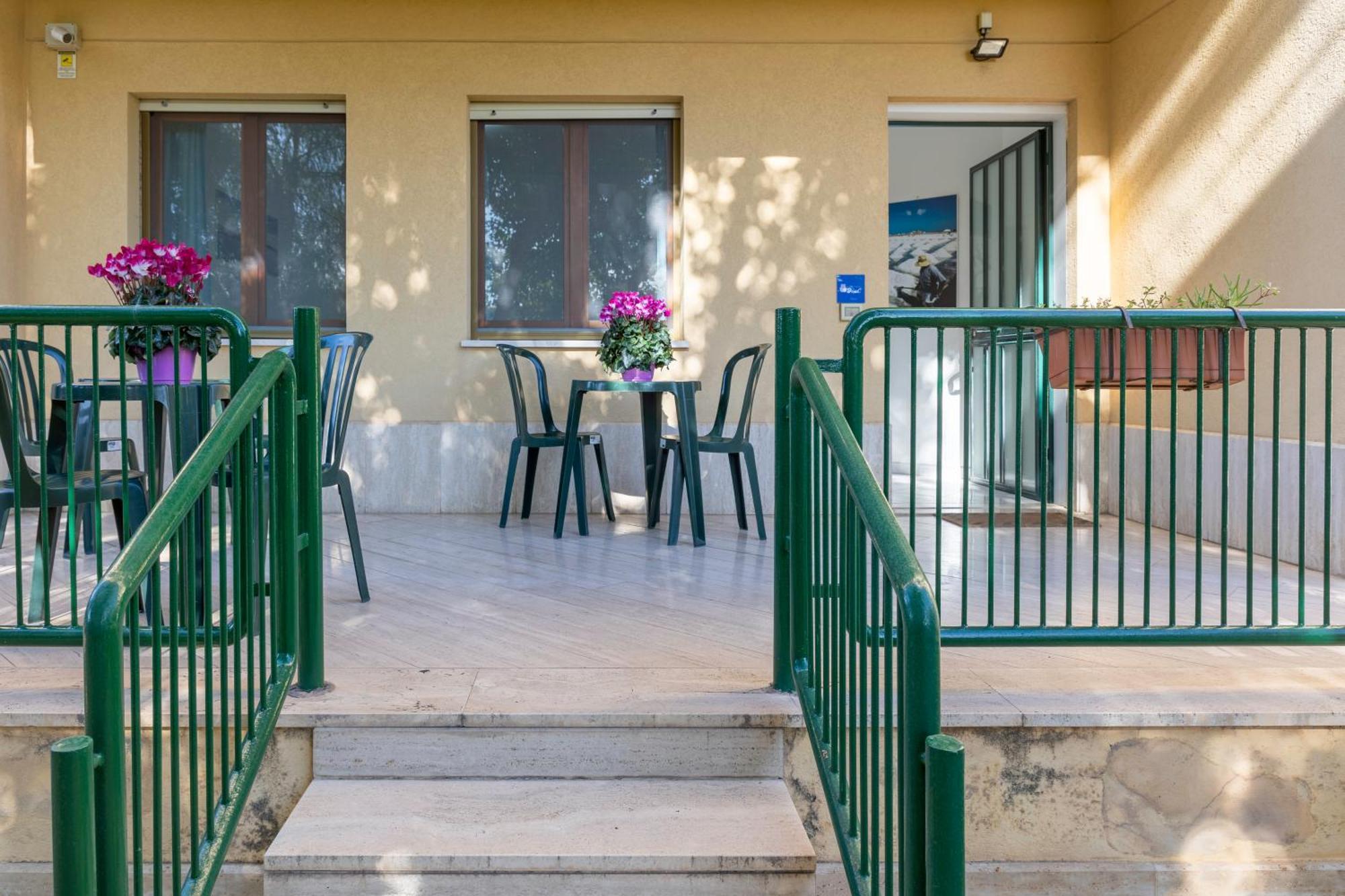 Appartamenti Duec Trapani Exteriör bild